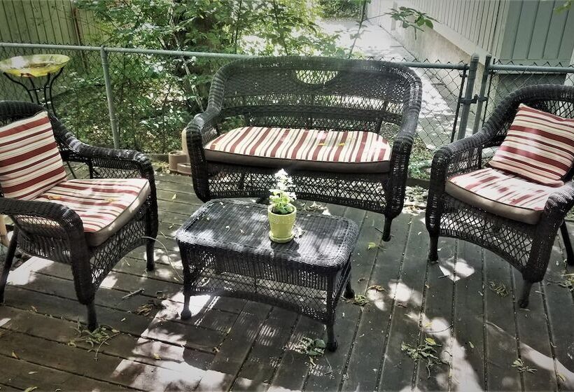 צימר Along River Ridge