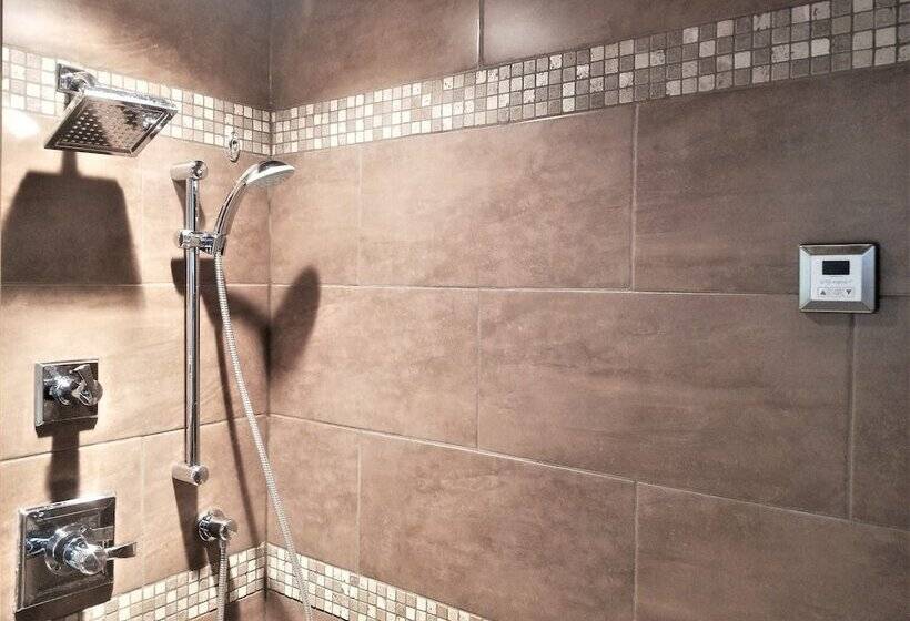 צימר Along River Ridge