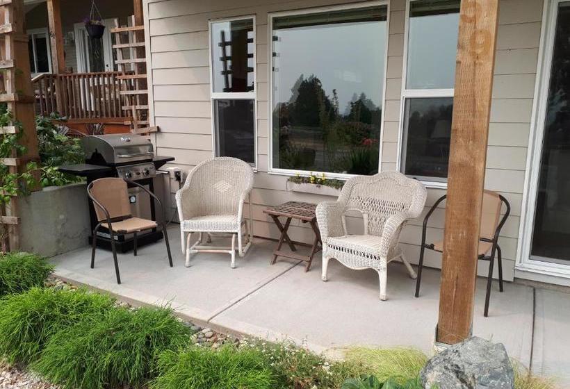 تختخواب و صبحانه Annarthur Guest House