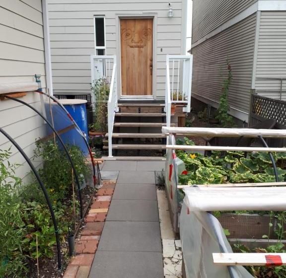 تختخواب و صبحانه Annarthur Guest House