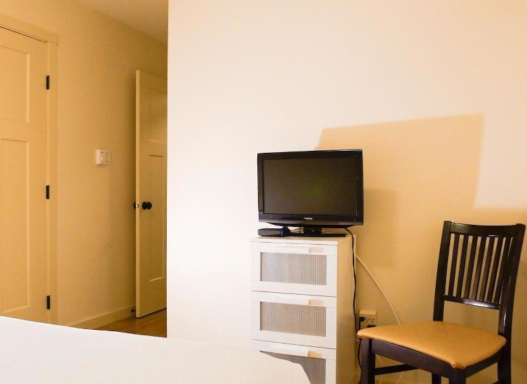 تختخواب و صبحانه Annarthur Guest House