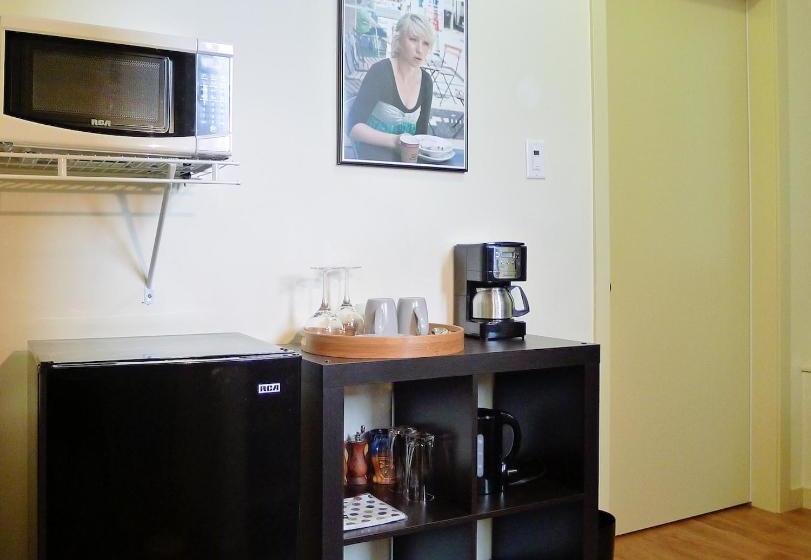 تختخواب و صبحانه Annarthur Guest House