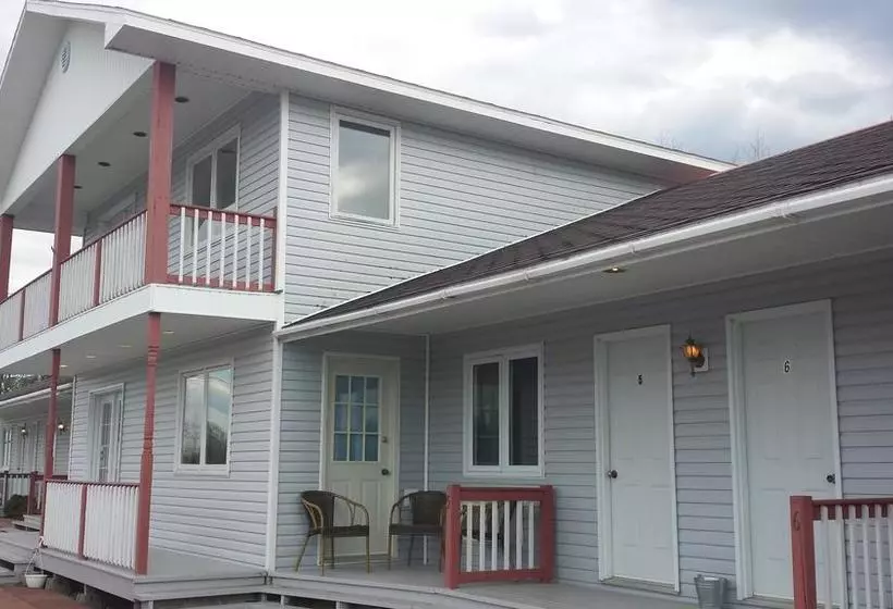 Grove Motel