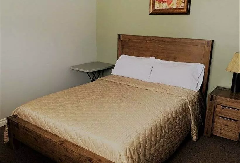 Hawberry Motel