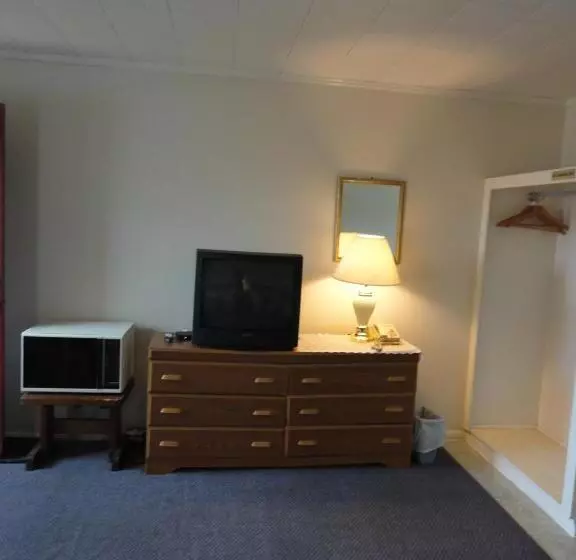 Hipwell's Motel