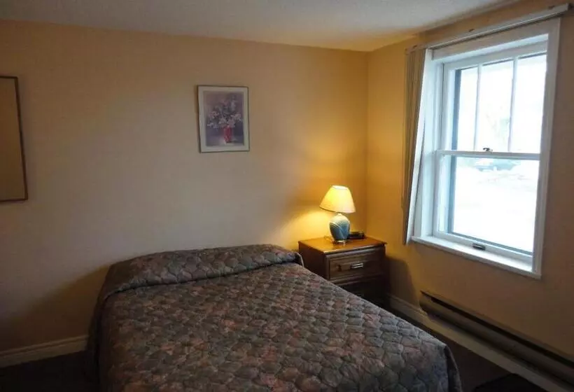 Hipwell's Motel