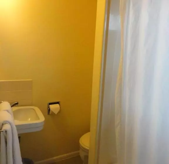 Hipwell's Motel