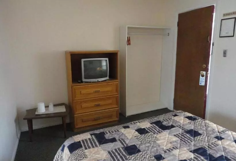 Hipwell's Motel