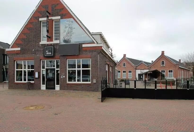 Hotelli Aan De Singel