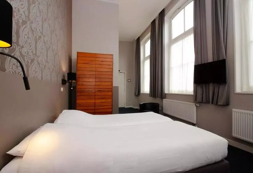 Hotelli Aan De Singel