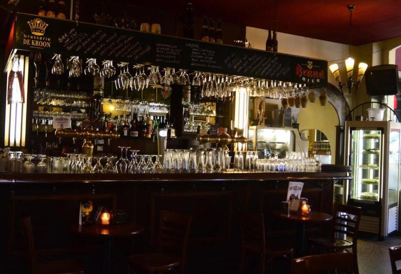 בית מלון כפרי Brasserie De Kroon