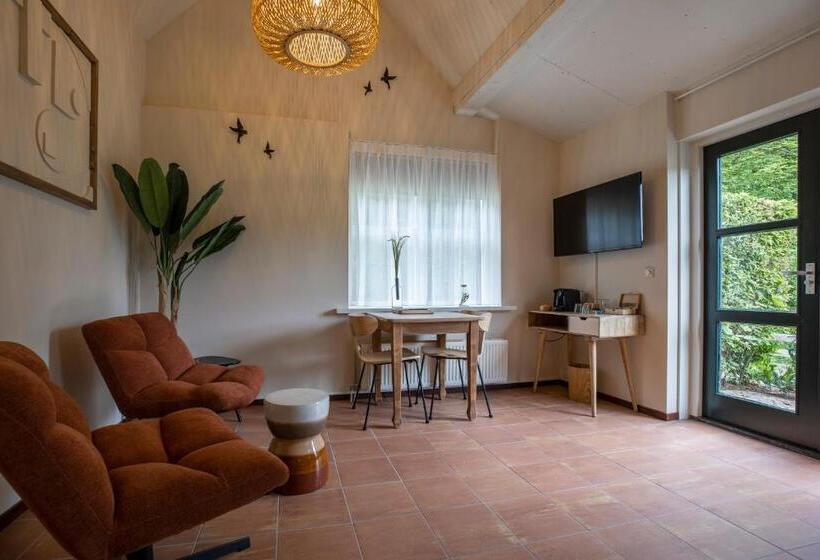 هتل Bed & Bos De 14 Sterren