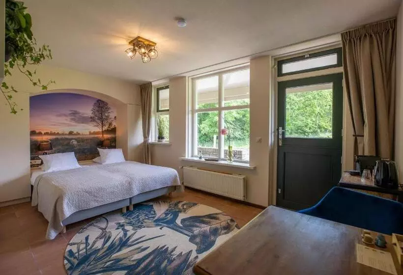 هتل Bed & Bos De 14 Sterren