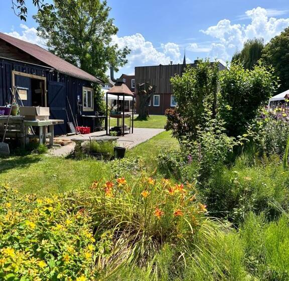 בית מלון כפרי De Lange Akker