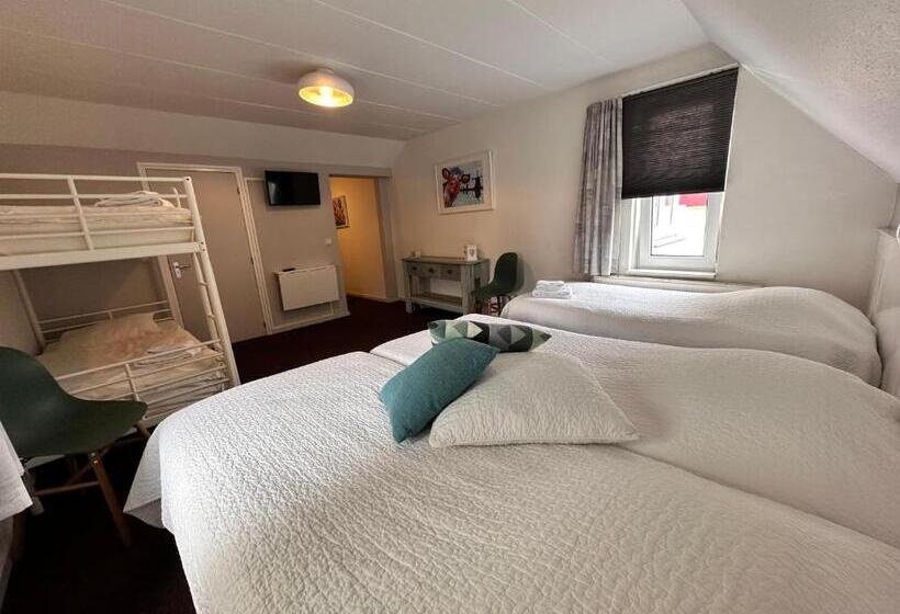 בית מלון כפרי De Lange Akker