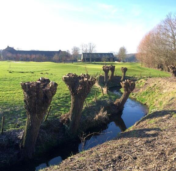 בית מלון כפרי De Lange Akker