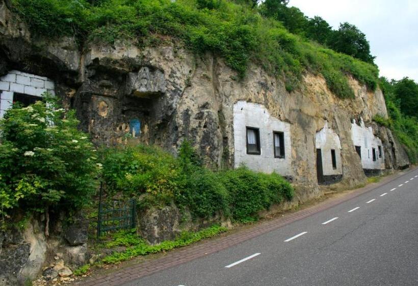 בית מלון כפרי De Lange Akker