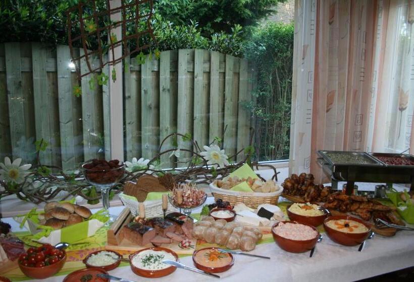 בית מלון כפרי De Lange Akker