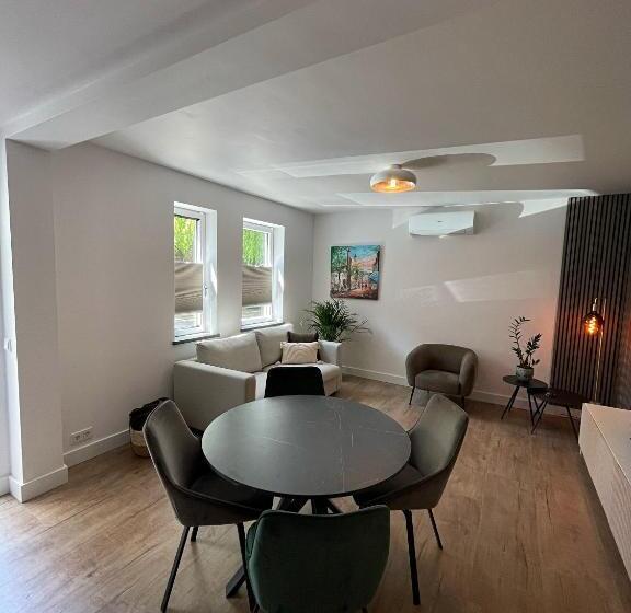 בית מלון כפרי De Lange Akker