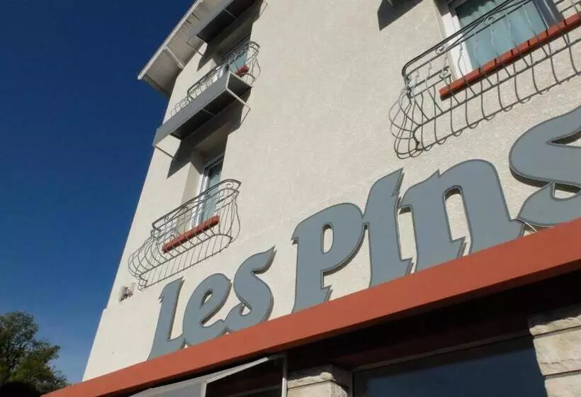 ホテル Les Pins