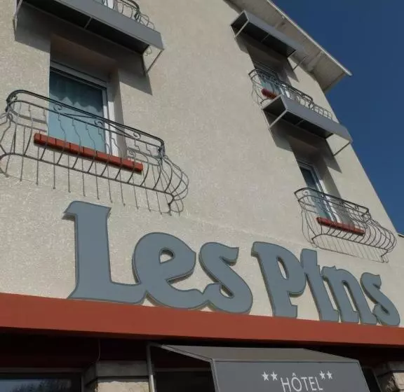 ホテル Les Pins