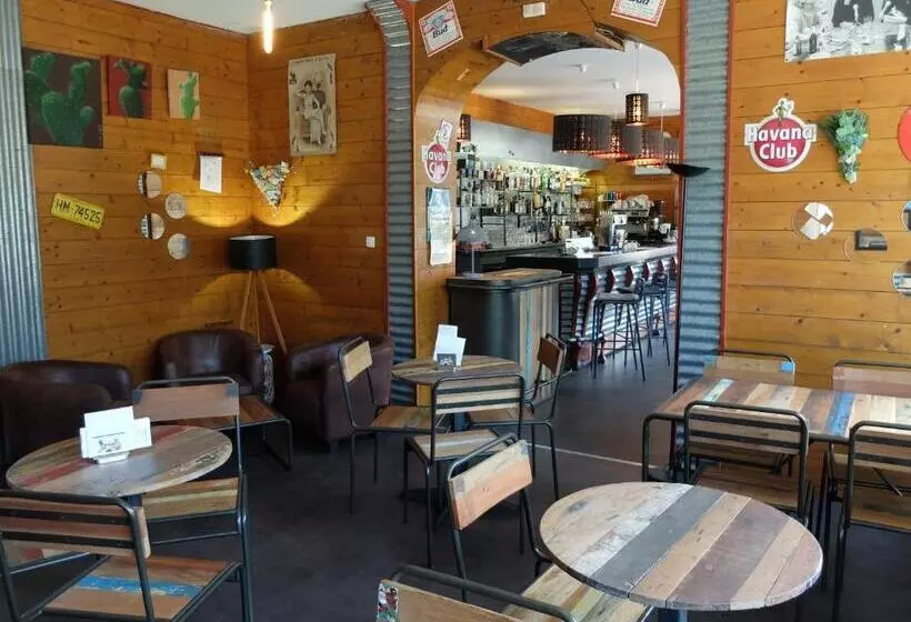 ホテル Les Pins