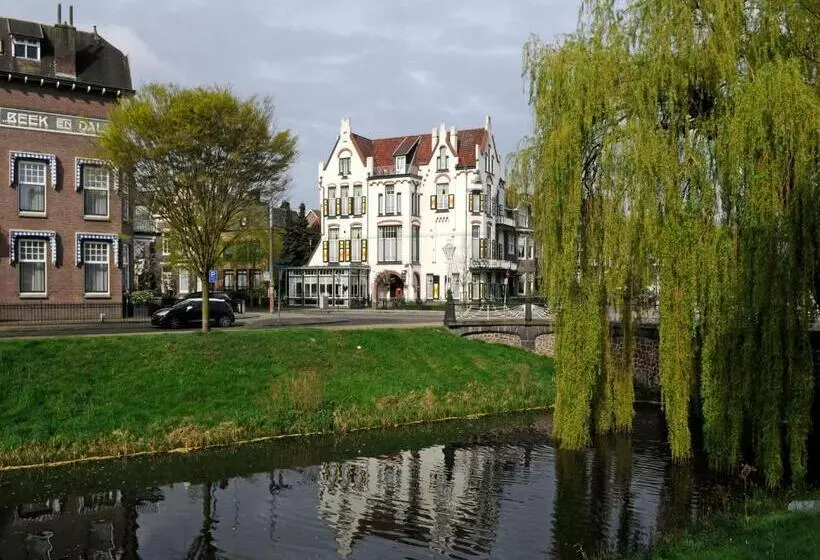 هتل Molendal