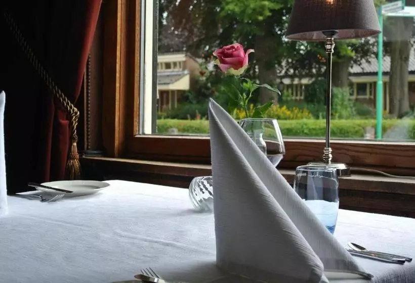 ホテル Restaurant Het Roode Hert