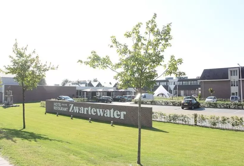 Hotelli Zwartewater