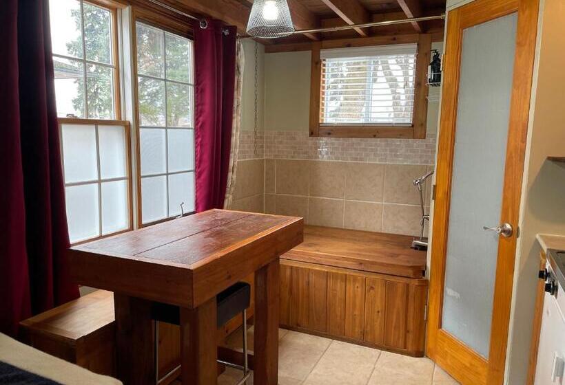 Luna Bed & Breakfast