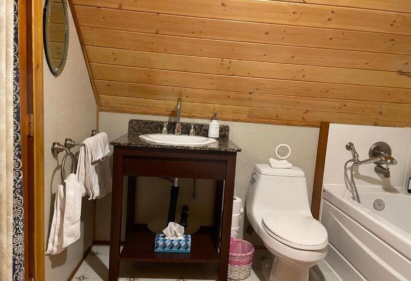 Luna Bed & Breakfast