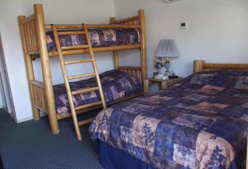 Motelli Bear S Claw Lodge