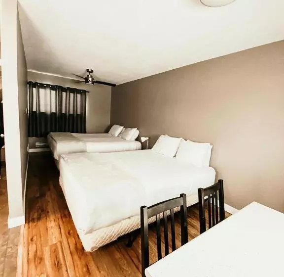 モーテル Hinton Highway Inn