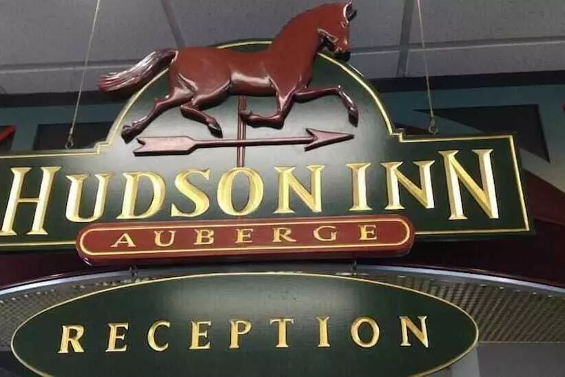 モーテル Hudson Inn Auberge