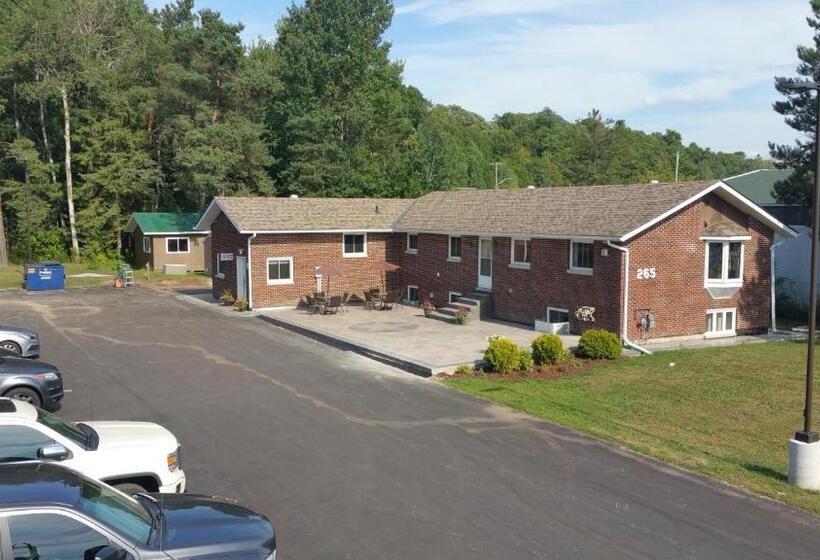 Мотель Wellington Inn