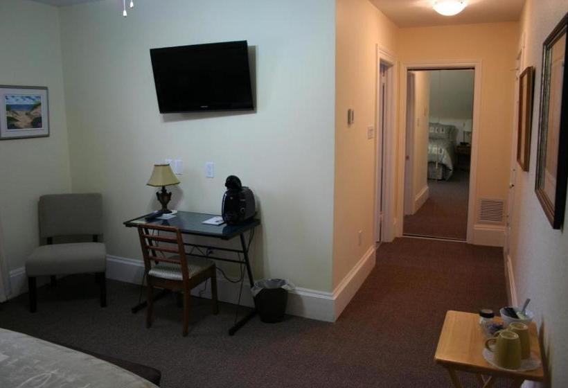 Sandstone Bed And Breakfast