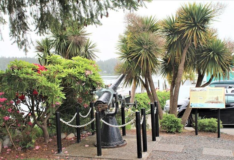 Ukee Peninsula Motel