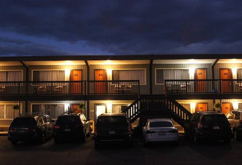 Ukee Peninsula Motel