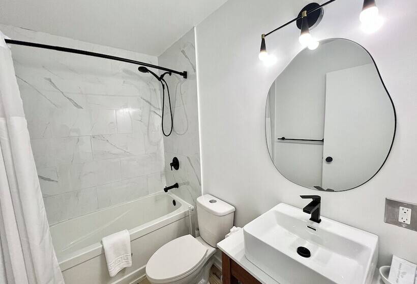 Ukee Peninsula Motel