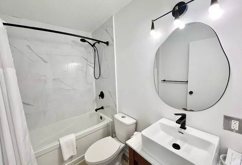 Ukee Peninsula Motel