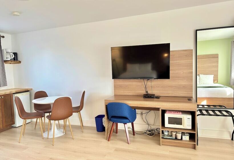 Ukee Peninsula Motel