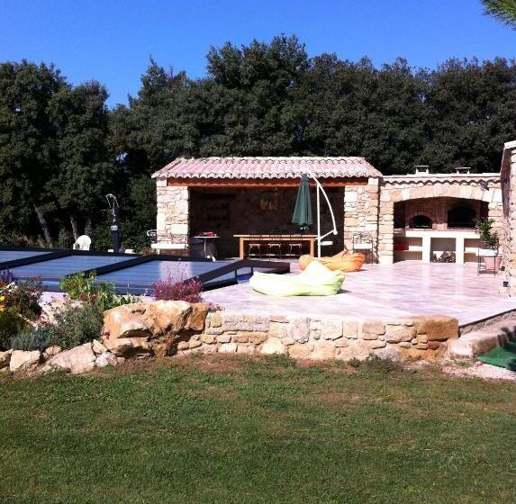 مبيت وإفطار Le Carpe Noctem