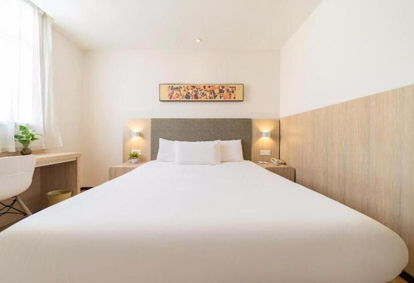 Hanting Hotel Shanghai Hangtou Metro Station