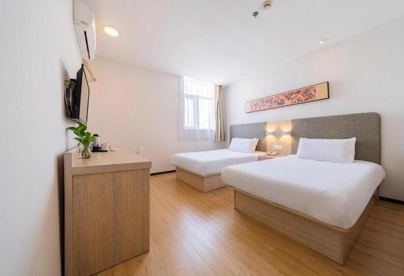 Hanting Hotel Shanghai Hangtou Metro Station