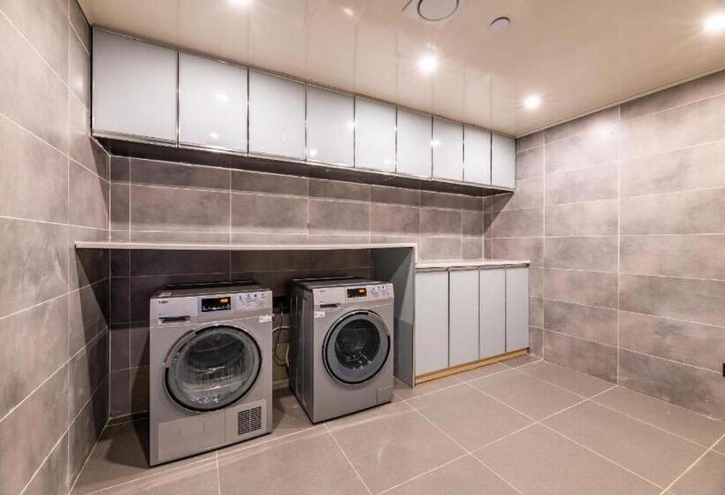 Hanting Hotel Wuhan Wuchang Railway Station Uprising Gate