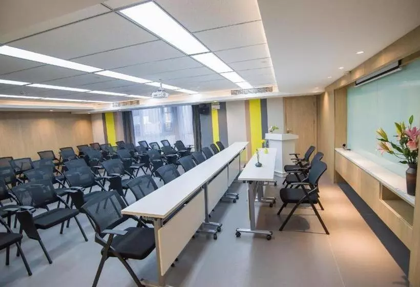 Hanting Premium Hotel Kaifeng Henan University