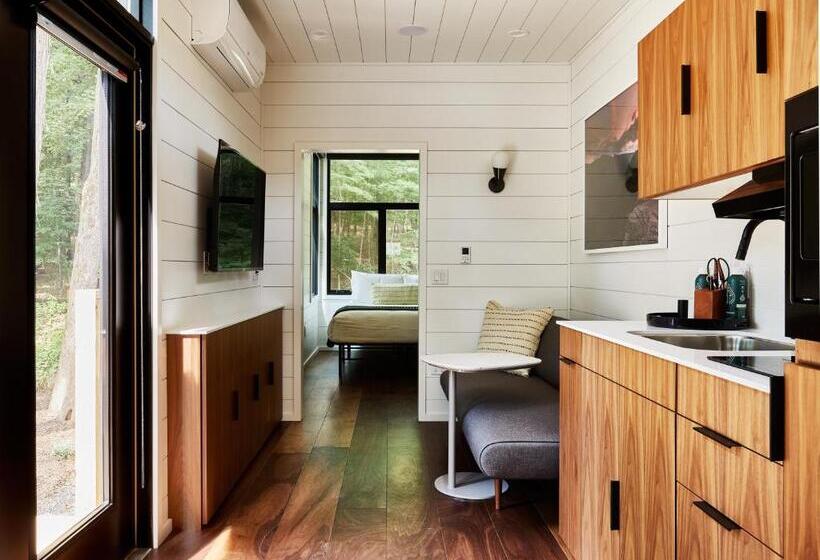 Hotel Autocamp Sequoia