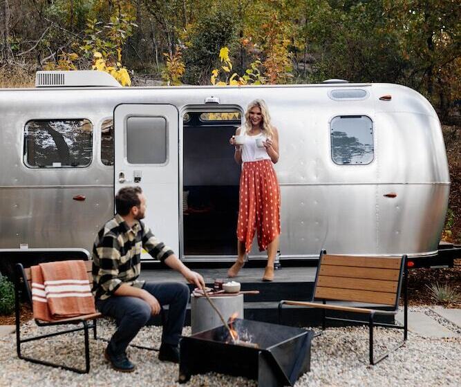 فندق Autocamp Sequoia