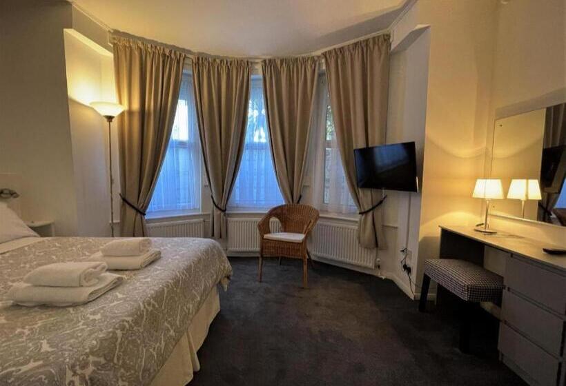 בית מלון כפרי Gateway