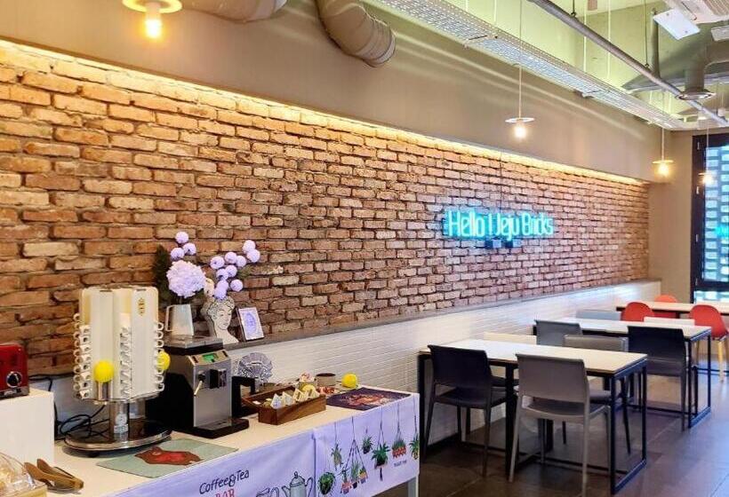 בית מלון כפרי Jeju Bricks